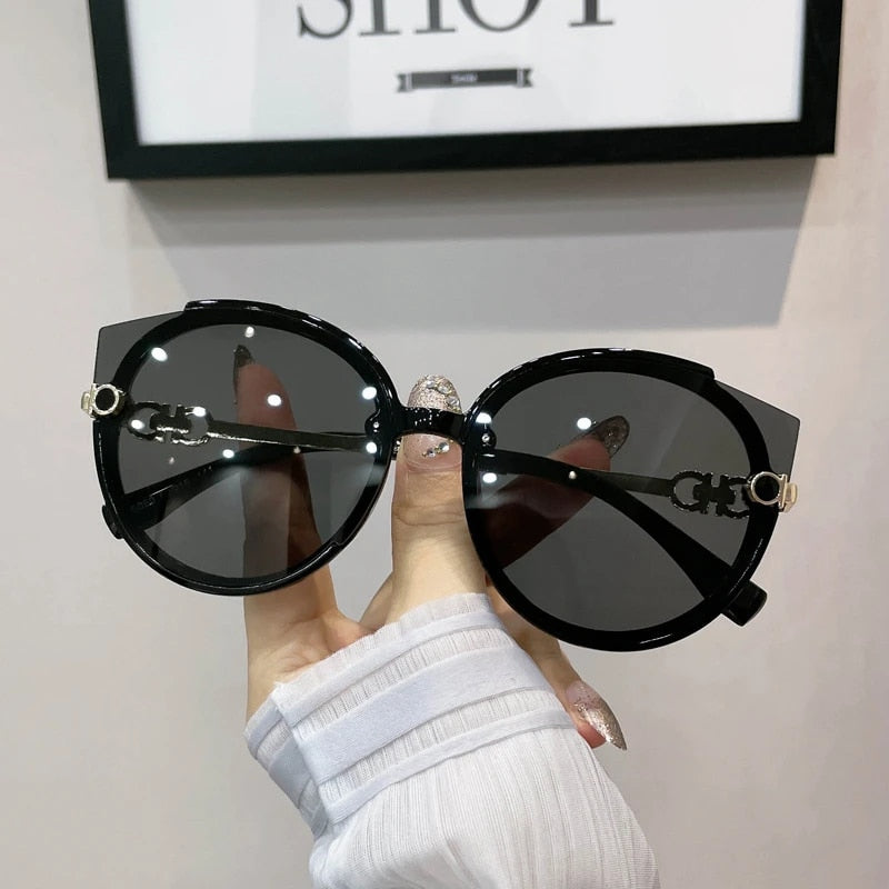 CHANEL S/S 2023 Sunglasses